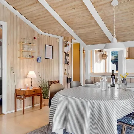 Holiday home 3 Bedroom Amazing In