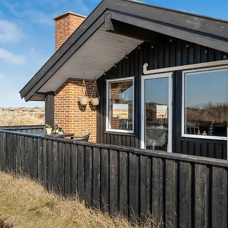 Holiday home 3 Bedroom Amazing In *